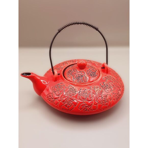 Wing Hop Fung Teas Gift Set Red and Black Roses Ceramic Tea Service for 4 - Picture 7 of 14